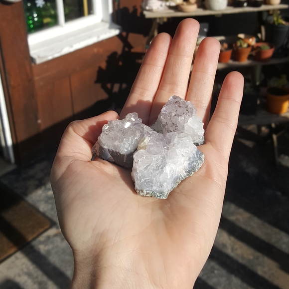 Amethyst Raw Crystal Geode - Picture 3 of 4
